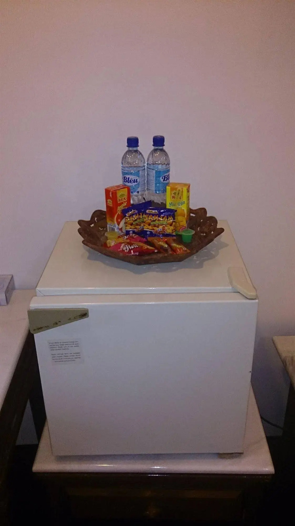 Easy Hotel