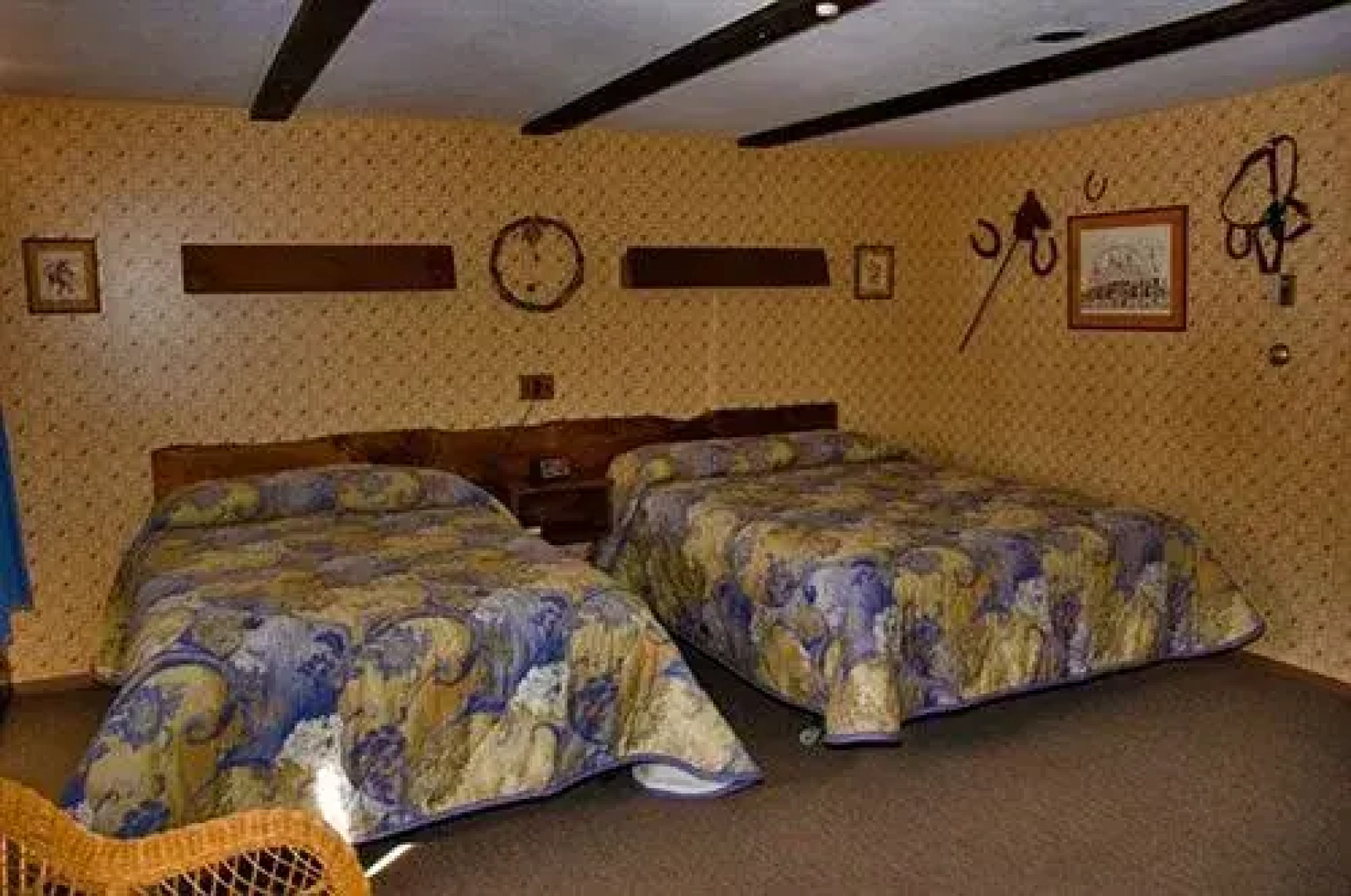 The Combes Family Inn