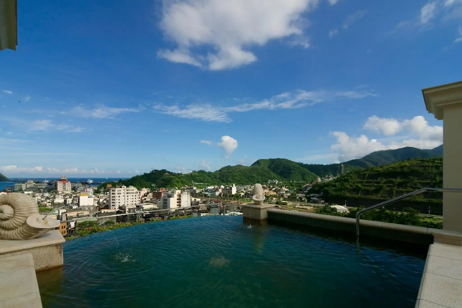 RSL Cold & Hot Springs Resort Suao