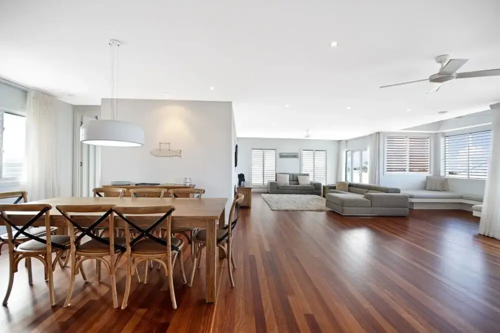 Sea Splash 75 Lorikeet Drive