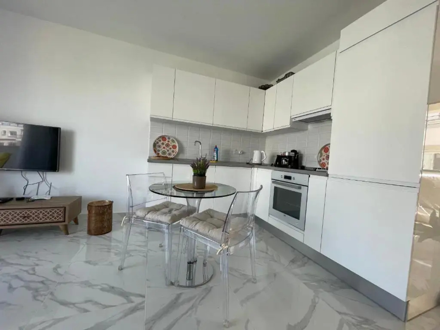 Relaxing Studio by the Sea