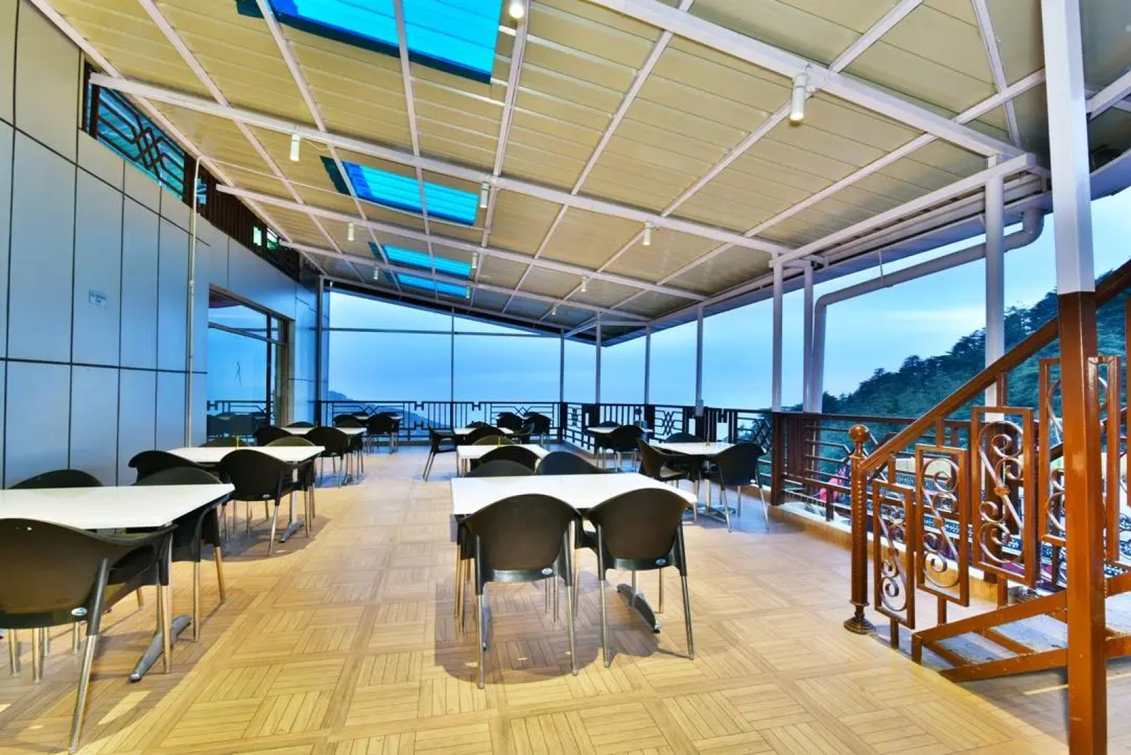 Hotel Bella Heights
