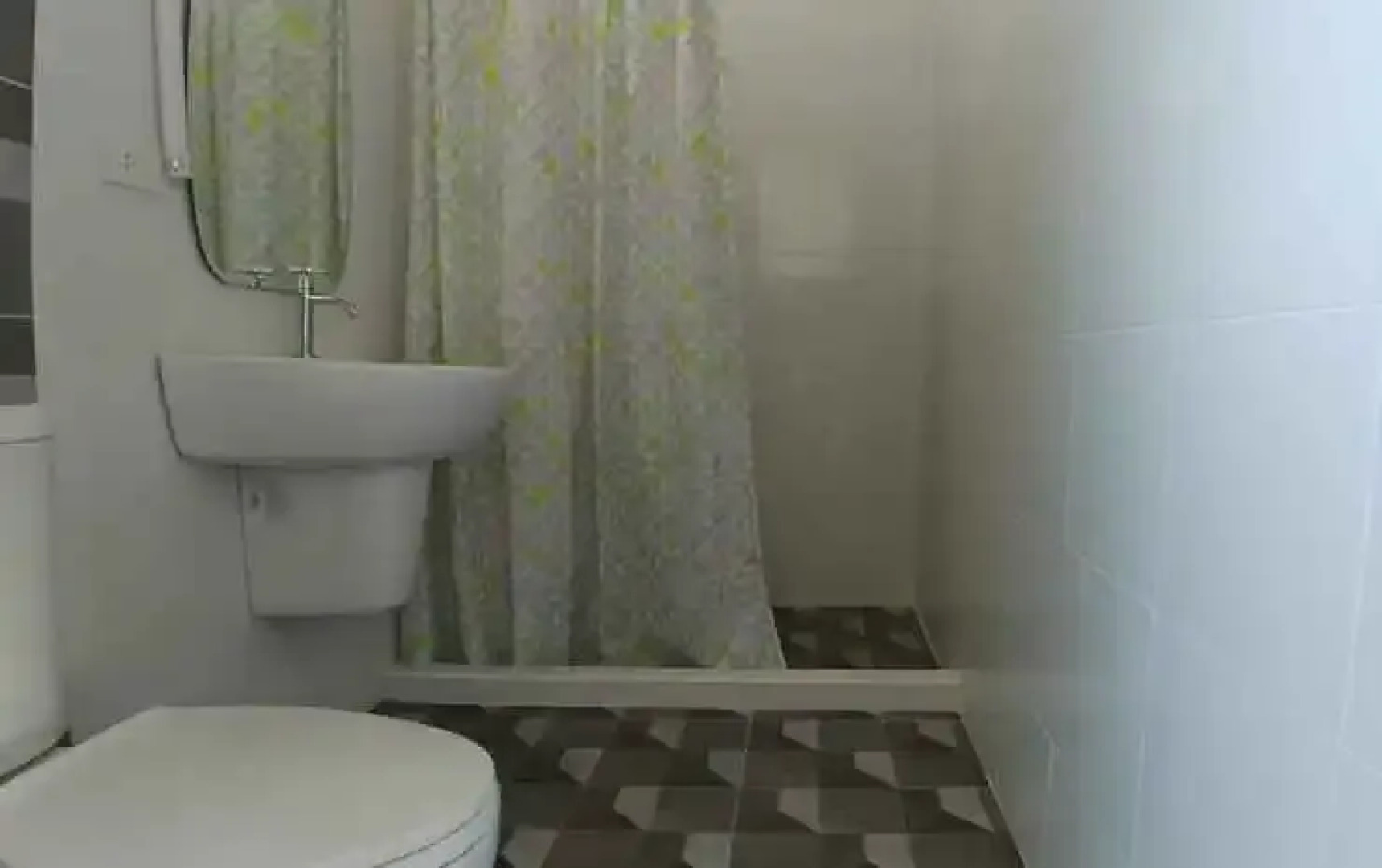 Thipburee Riverside Hotel