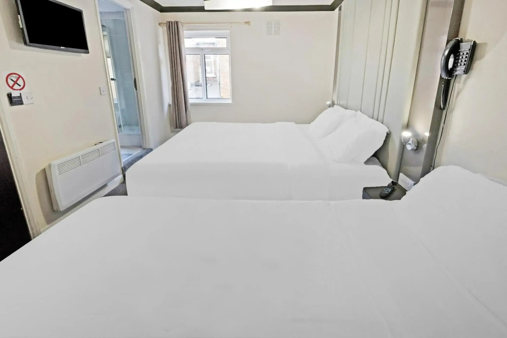 OYO The Baltimore Hotel