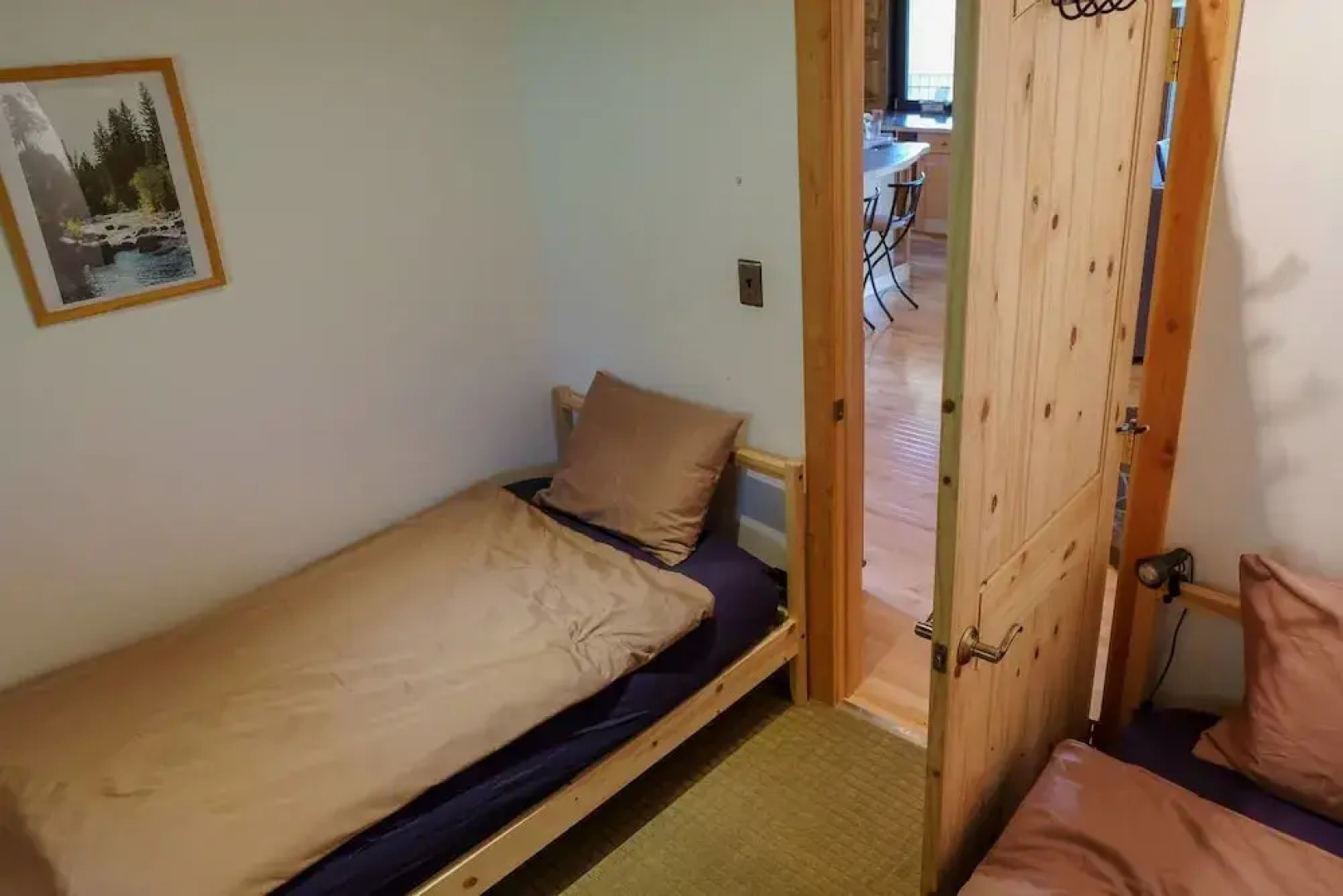 Beautiful Log Chalet Near Fernie, BC