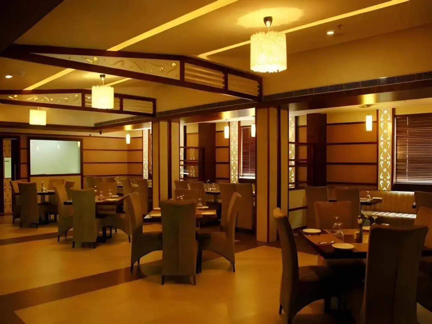 Hotel Moonlit Regency