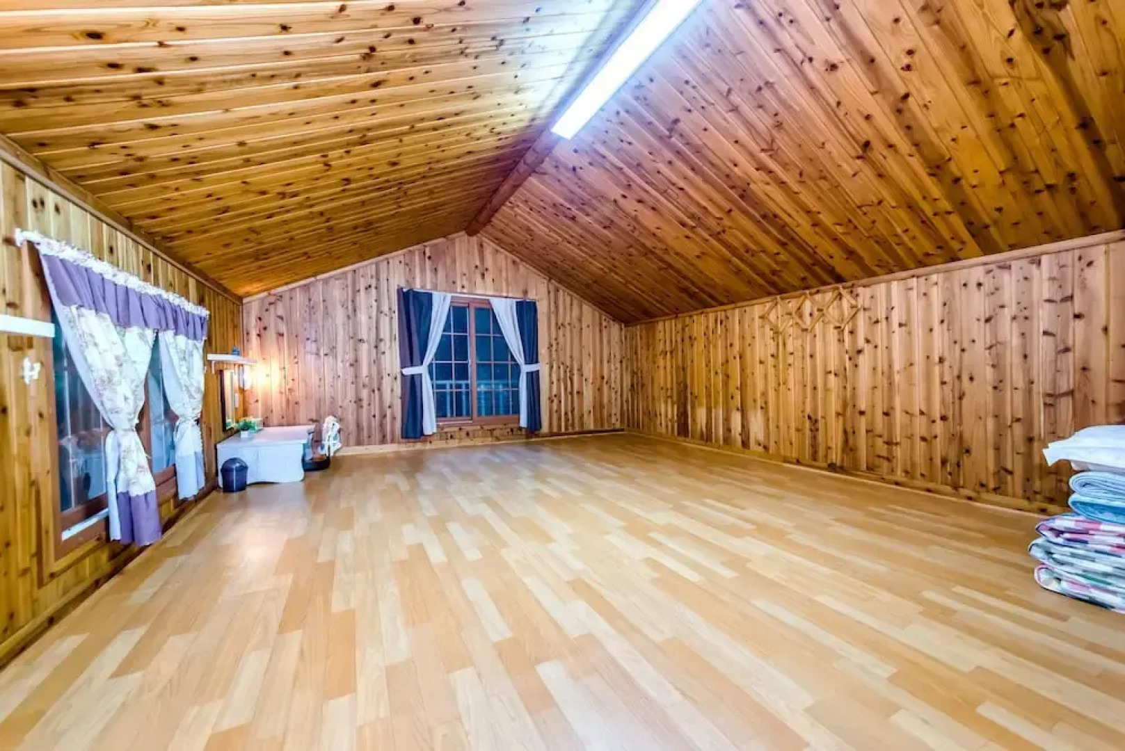 The May of Jeju House Pension