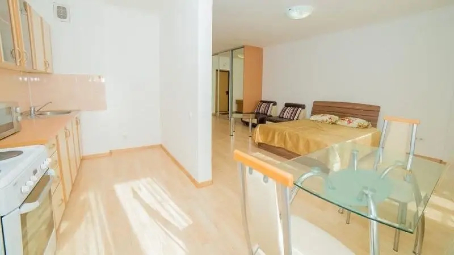 Vlstay Na Avrorovskoj Apartaments