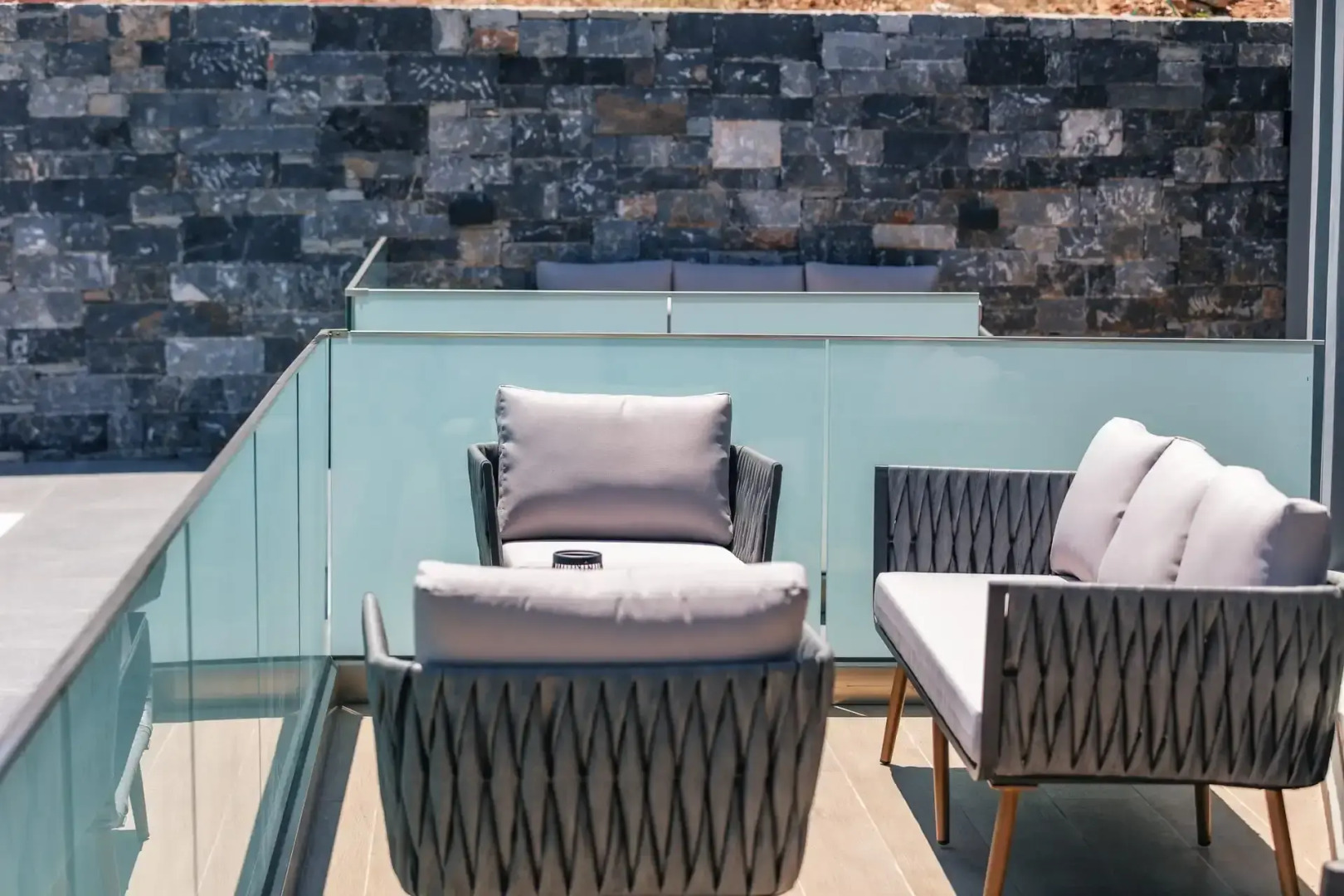 Isla Villas & Suites