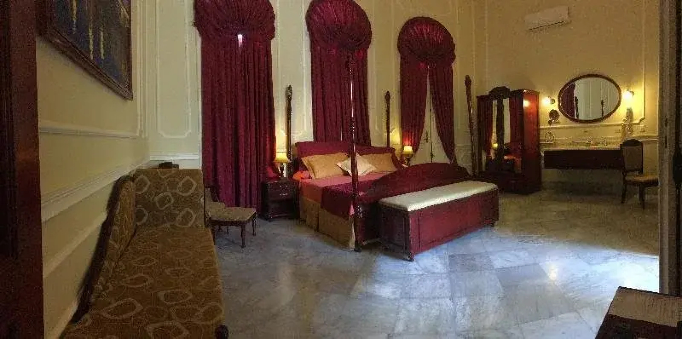 Hotel E La Sevillana