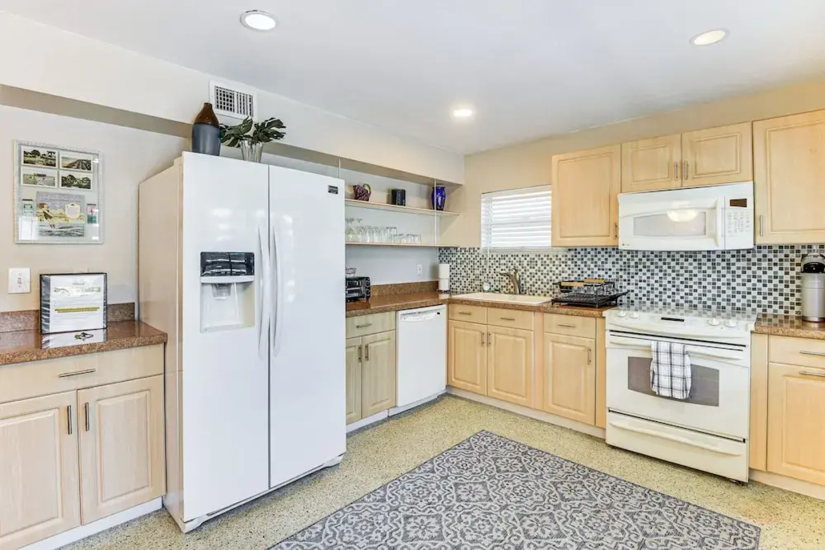 Apt 3 Mi to Beach & Daytona Boardwalk Amusements!