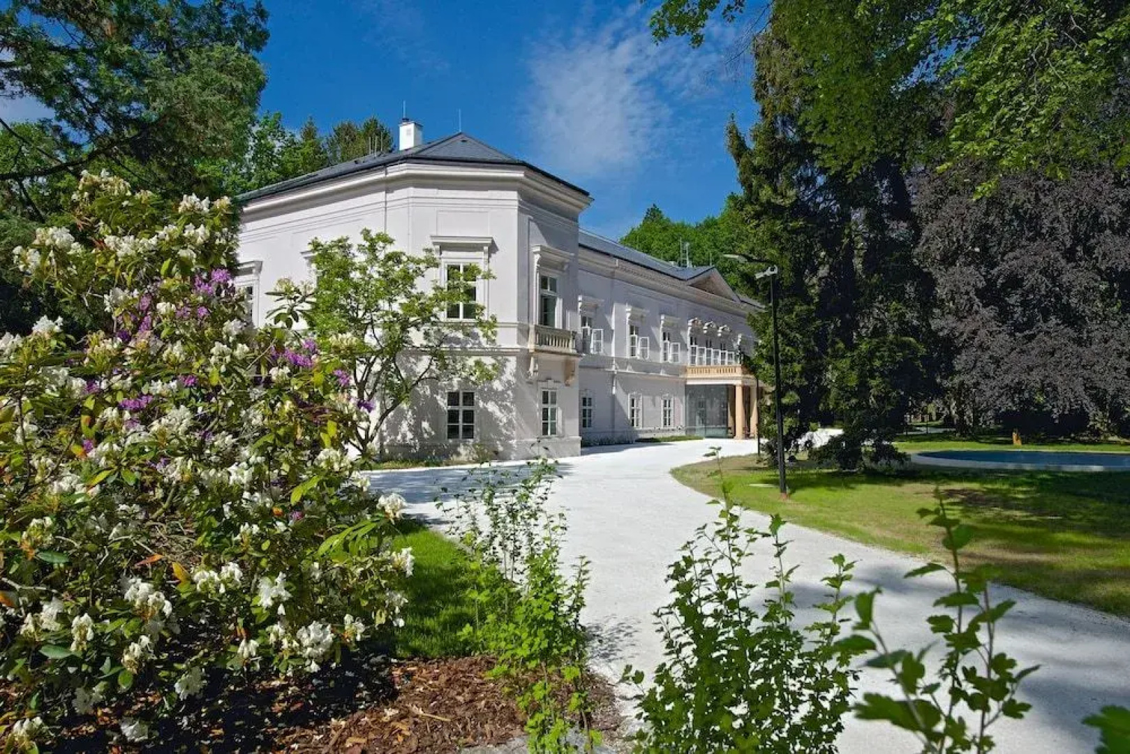 Zámek Ratměřice Hotel & Resort