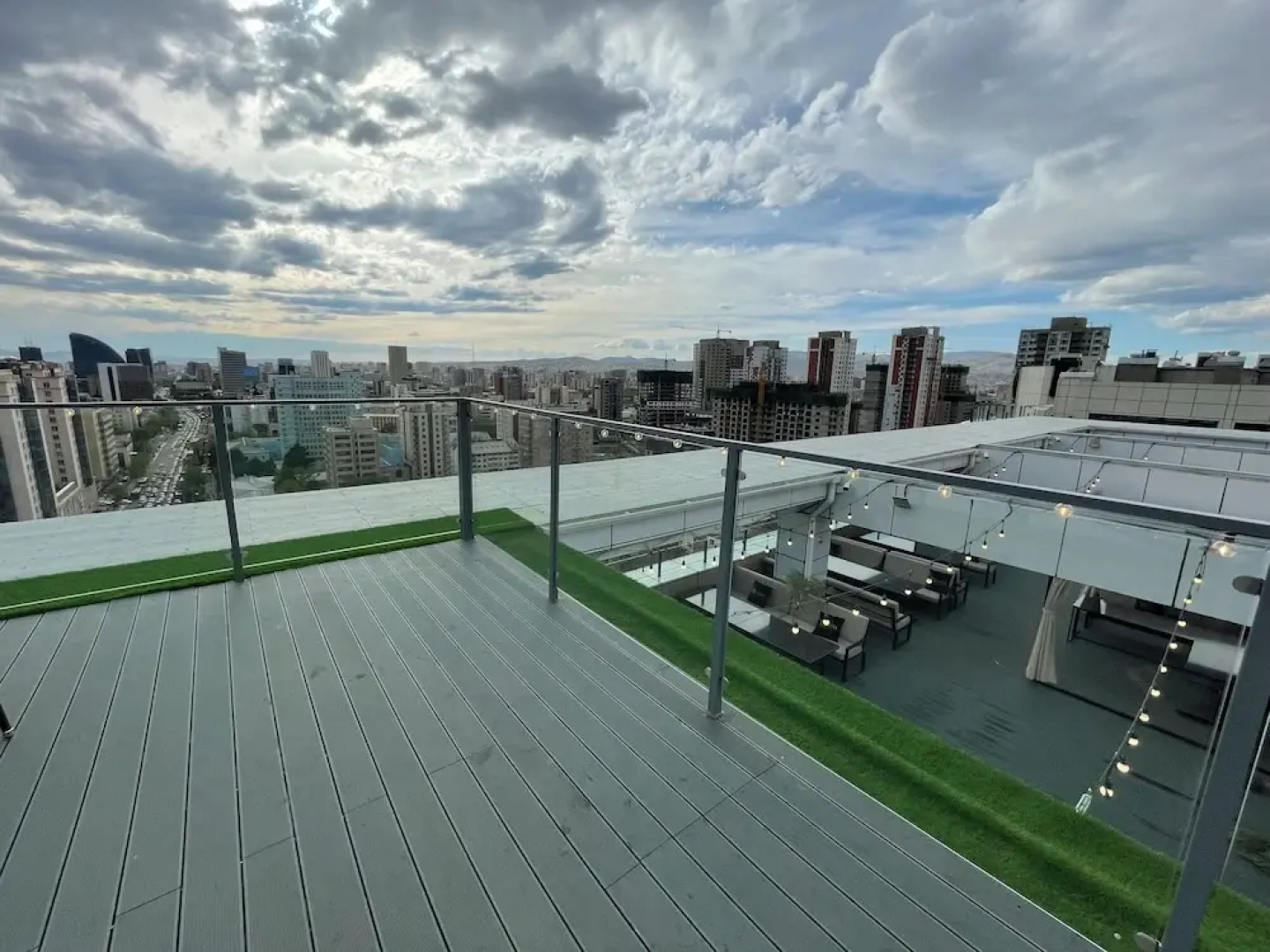 Millennium Plaza Hotel