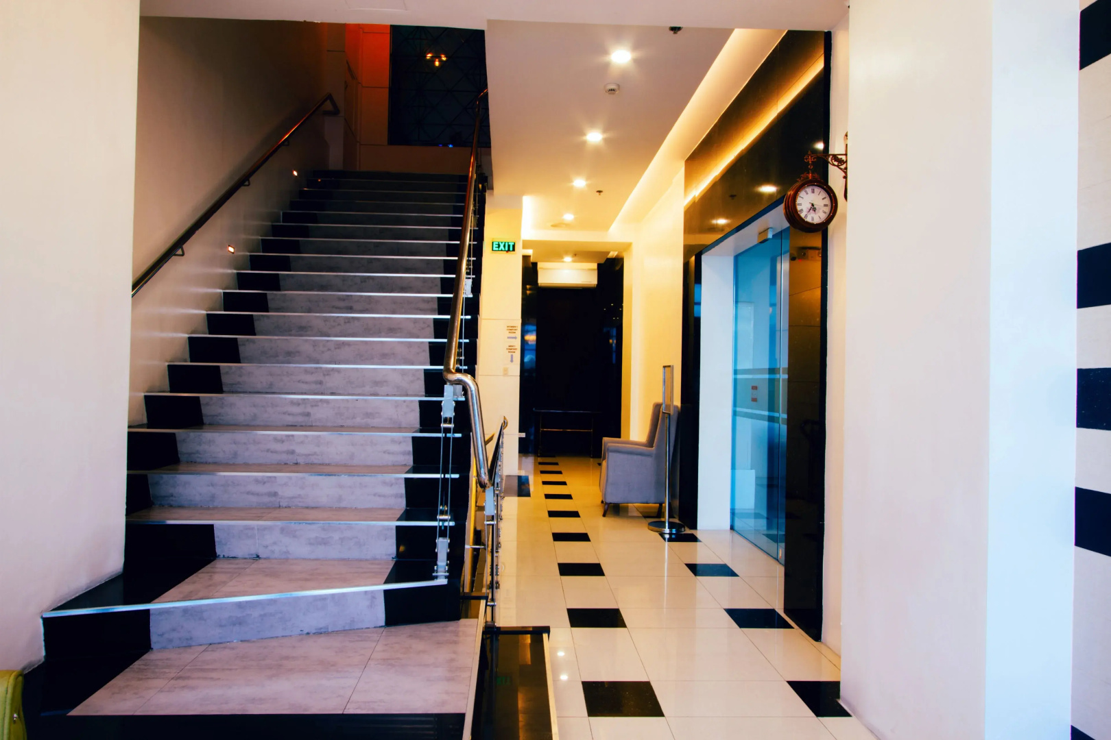 Facade by Hotel Fina