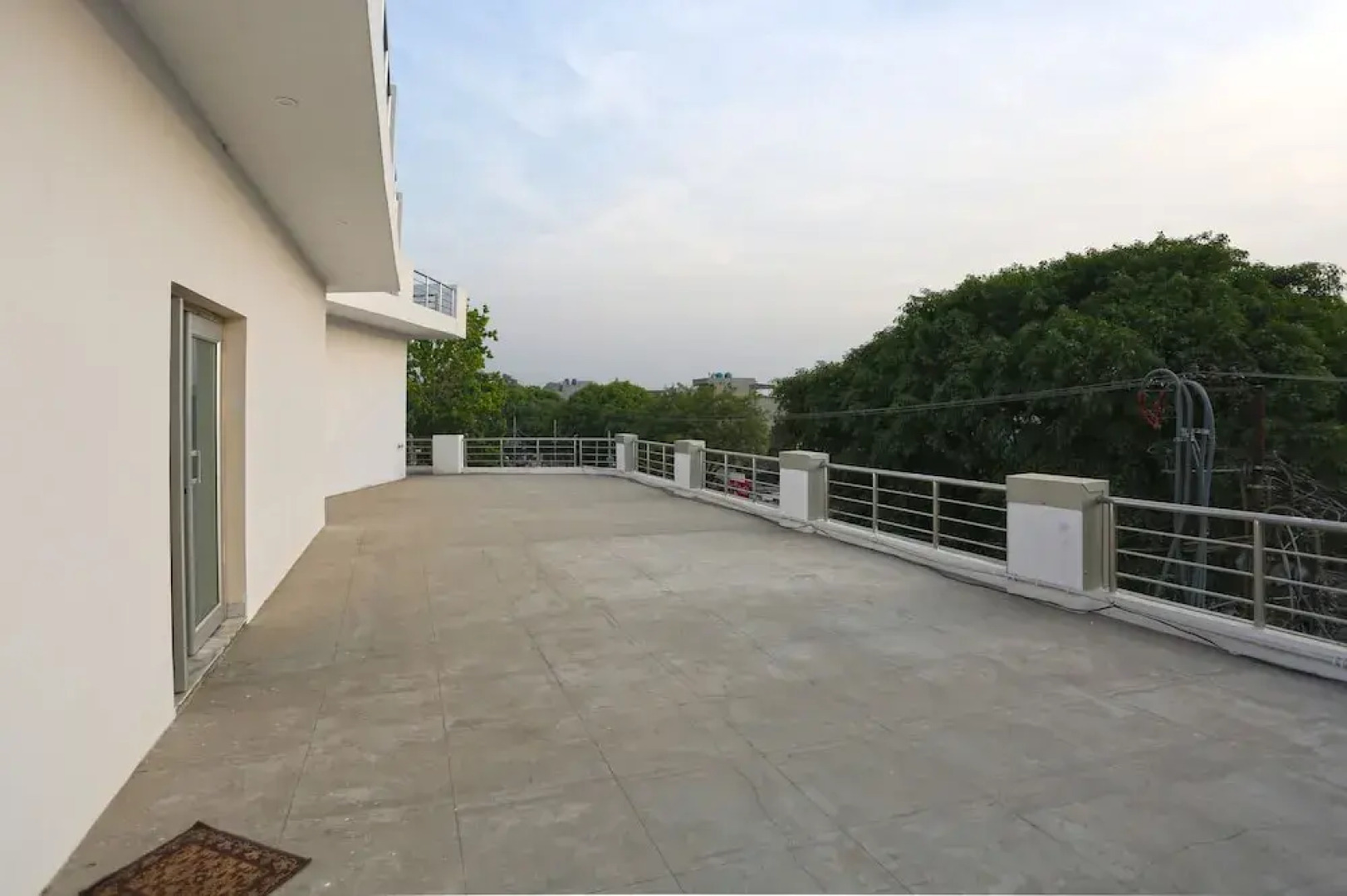 OYO 4734 Hotel Sapphire