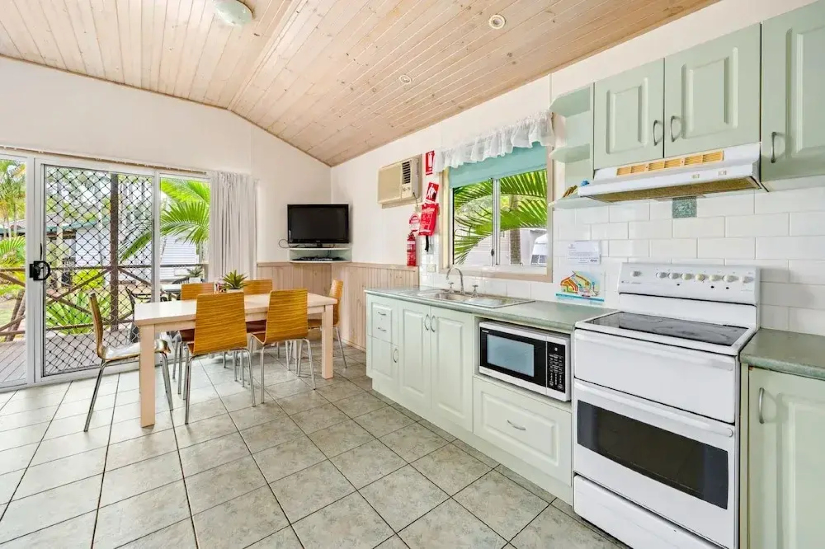 Koala Shores Port Stephens Holiday Park