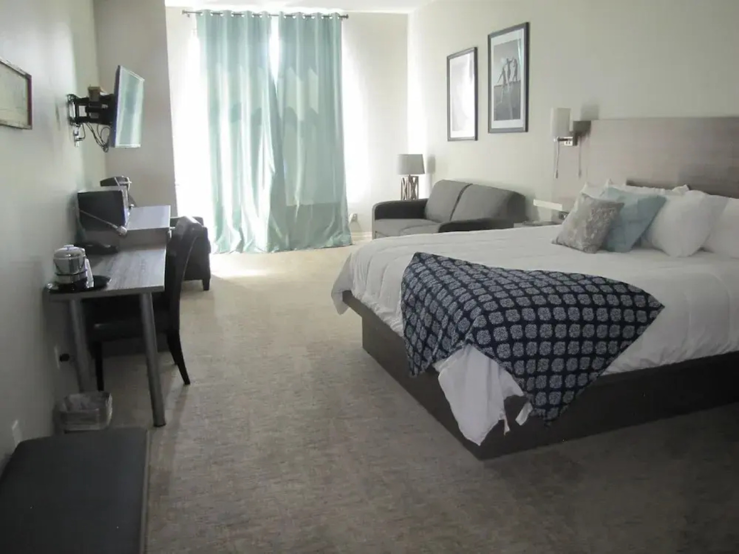 Lakes Inn at Dunvilla