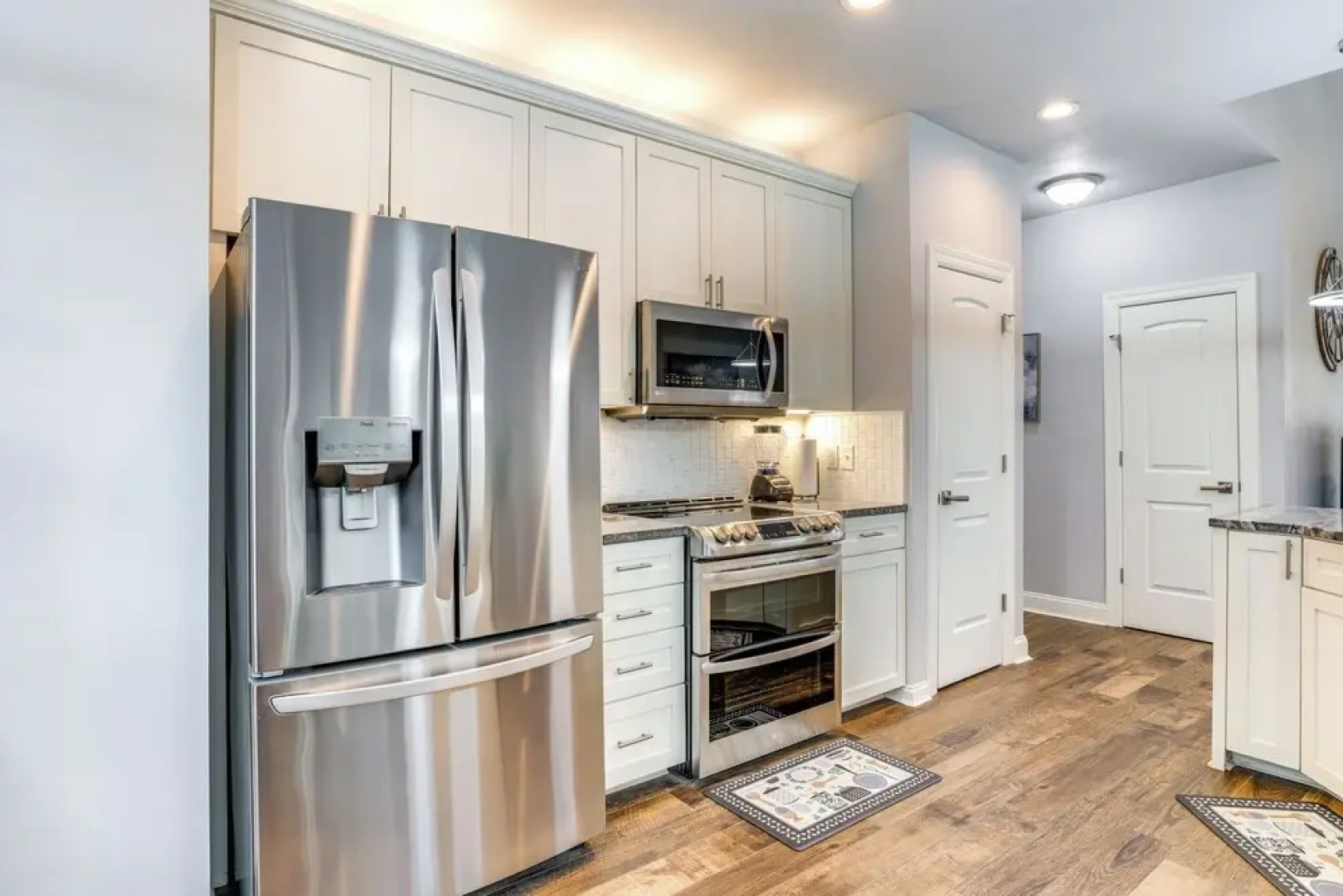 < 1 Mi to Golf & Marina: Inviting Home in Afton!