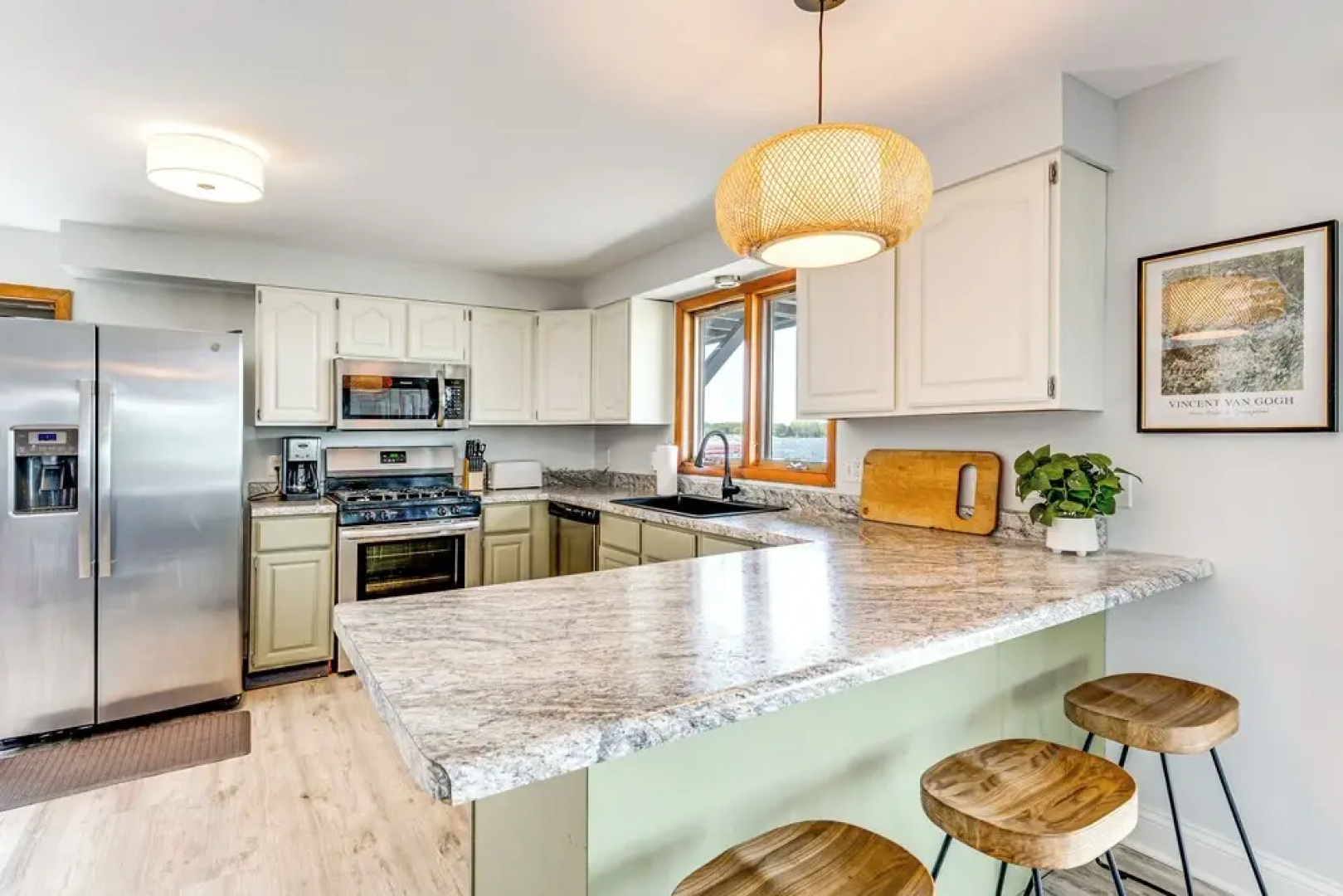 Steps to Powers Lake: Wisconsin Family Home