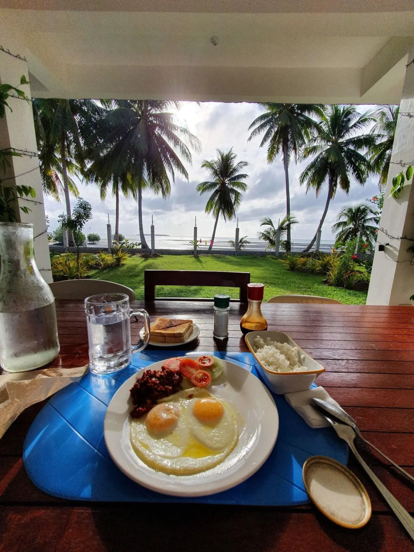 la caballa beach resort bar & grill