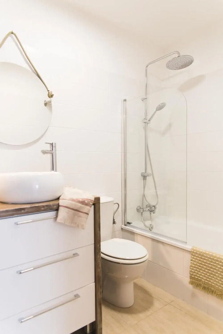 Lovely&Sunny Apartament Near Poris Beach