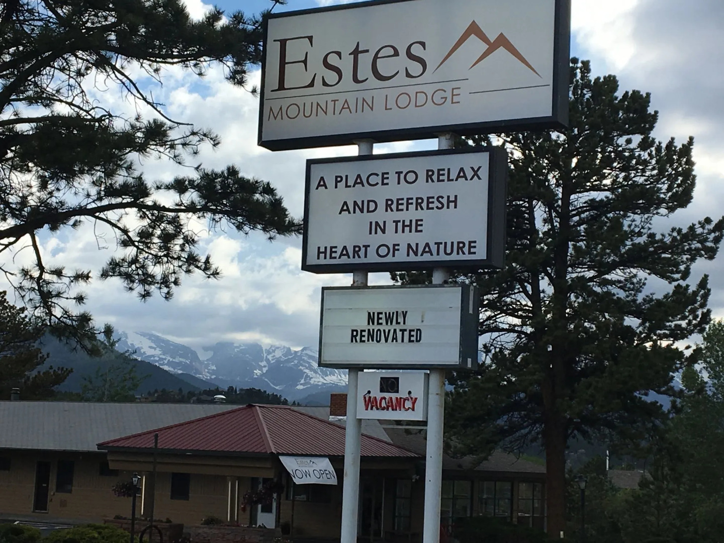 Estes Mountain Inn