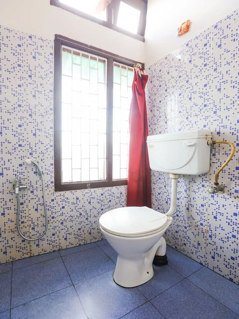 Spot On 47105 Hotel Hornbill