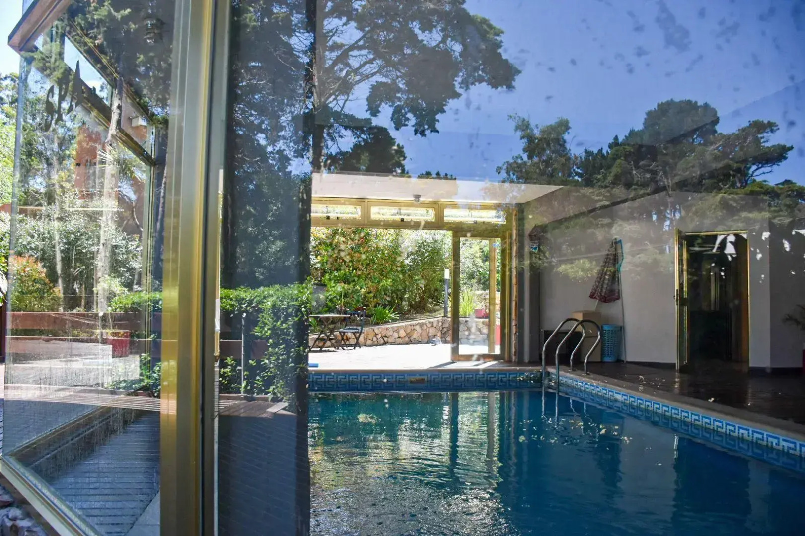 Hotel Piedras Doradas