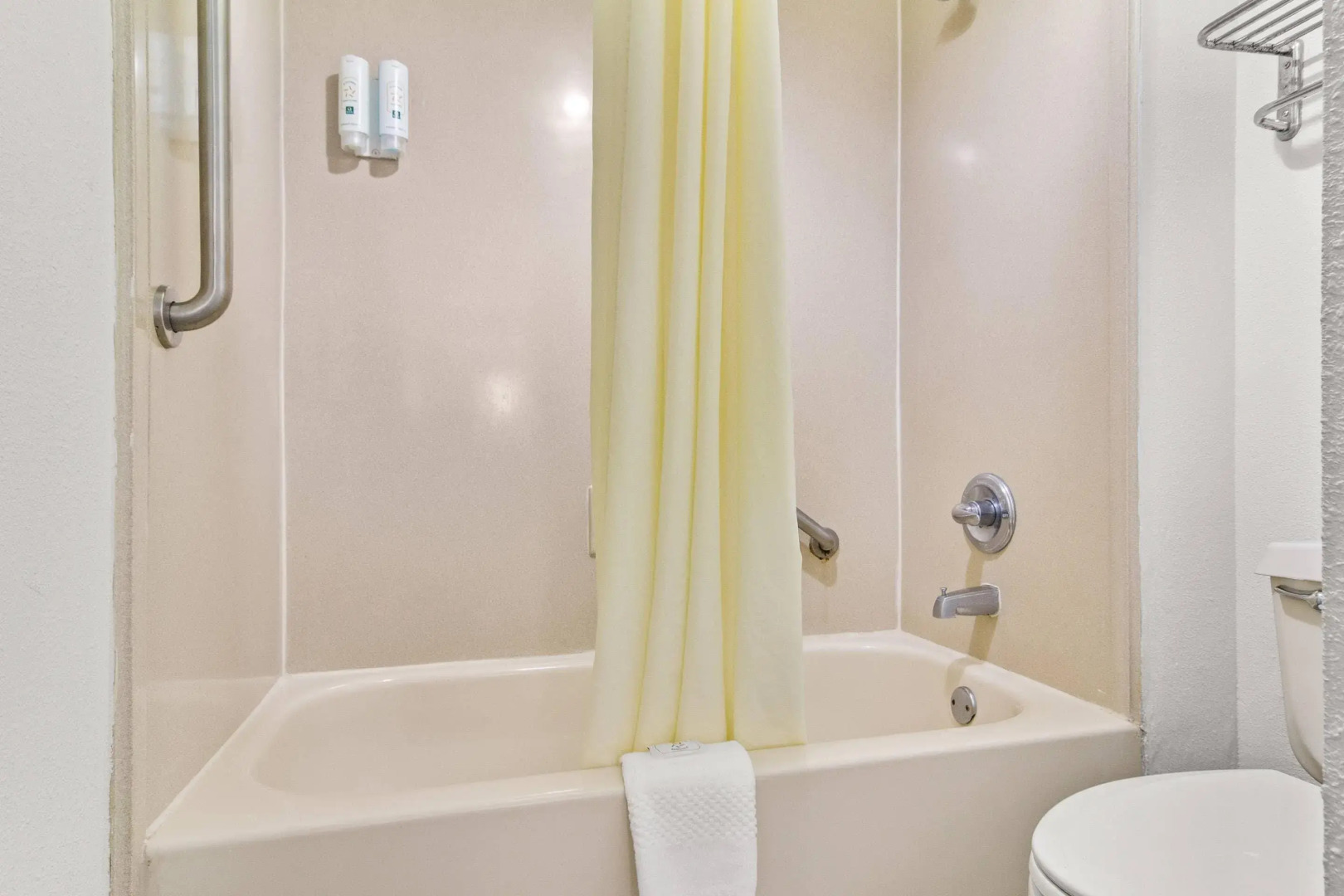 Quality Inn Jacksonville - Orange Park near Naval Air Station