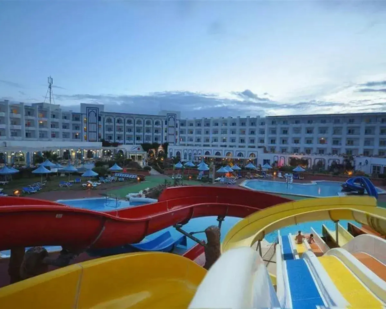 Aylimas - Families Only