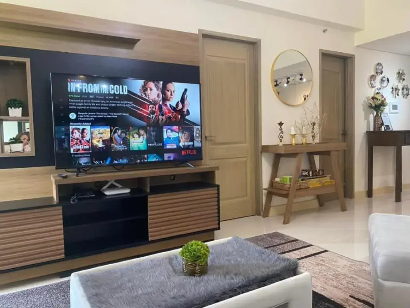 Tagaytay Twinlakes Elegant 2-Bedroom with view