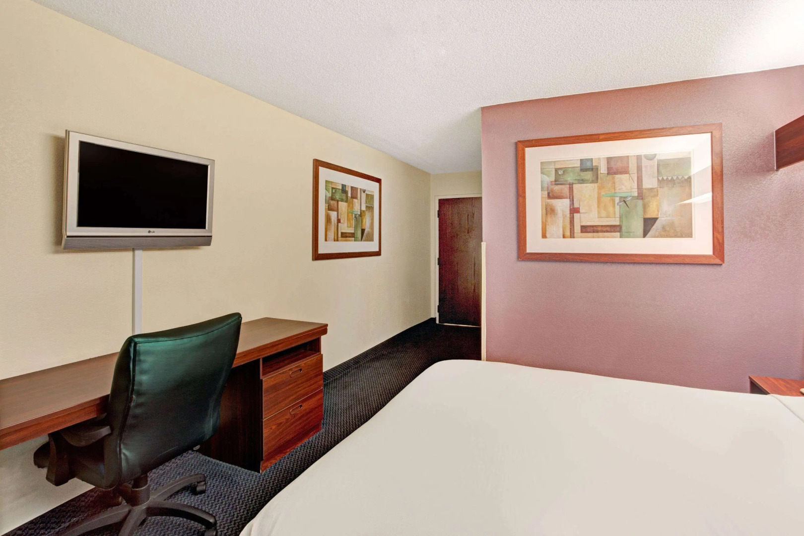 Microtel Inn by Wyndham Atlanta Airport
