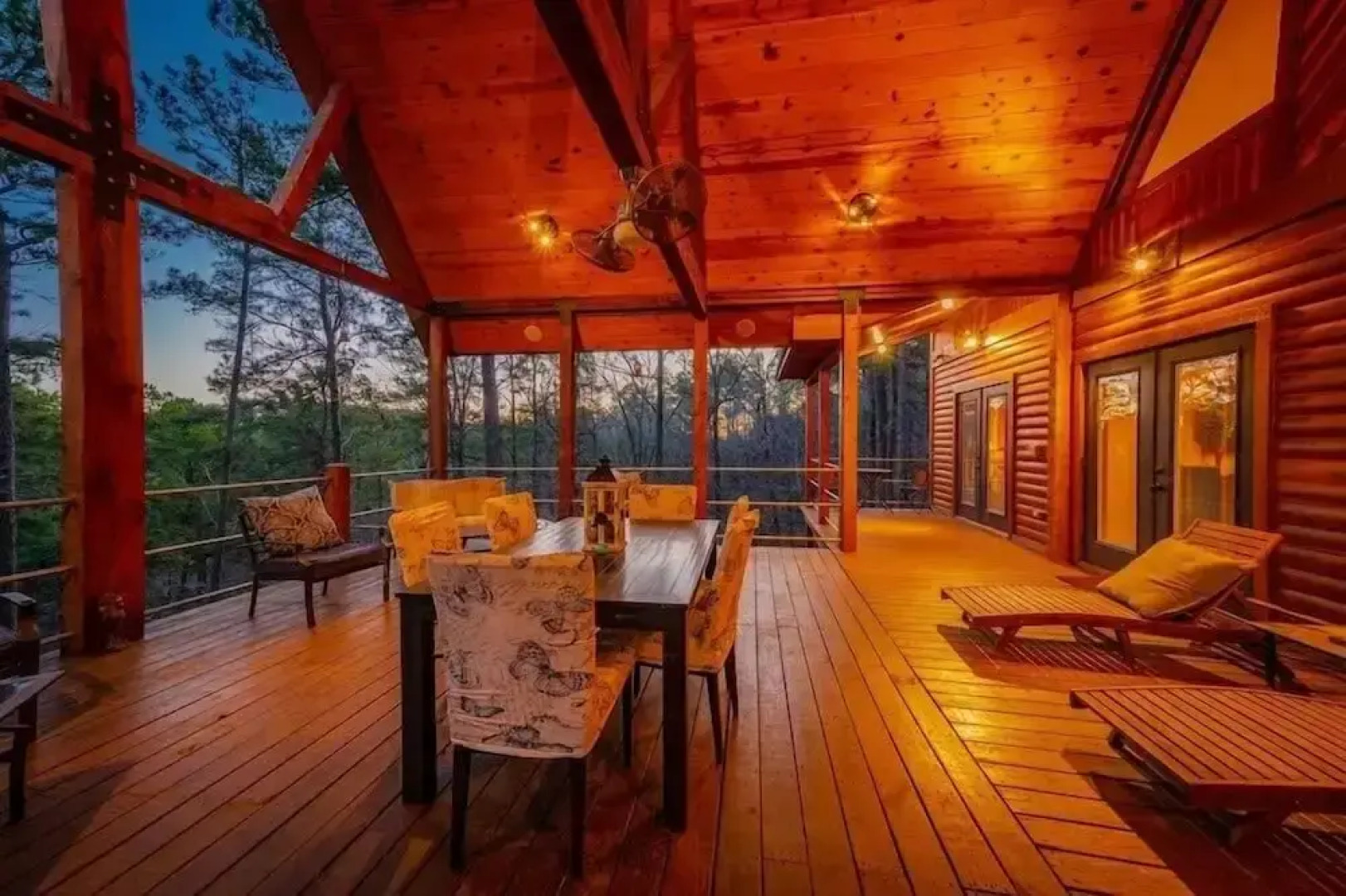 Mountain Fork Lodge With Wifi and Fire Pit by Redawning