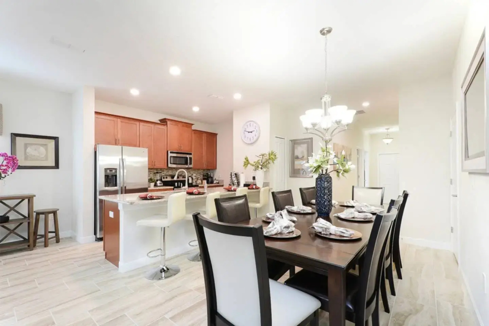 5 bedroom villa at Storey Lake