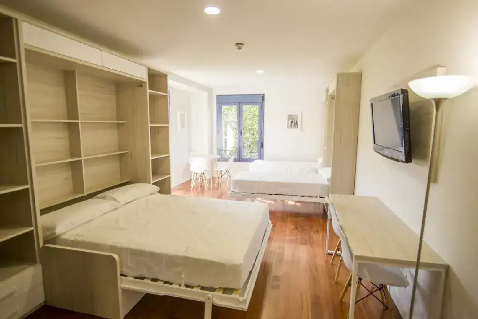 Egido Plaza De Santiago