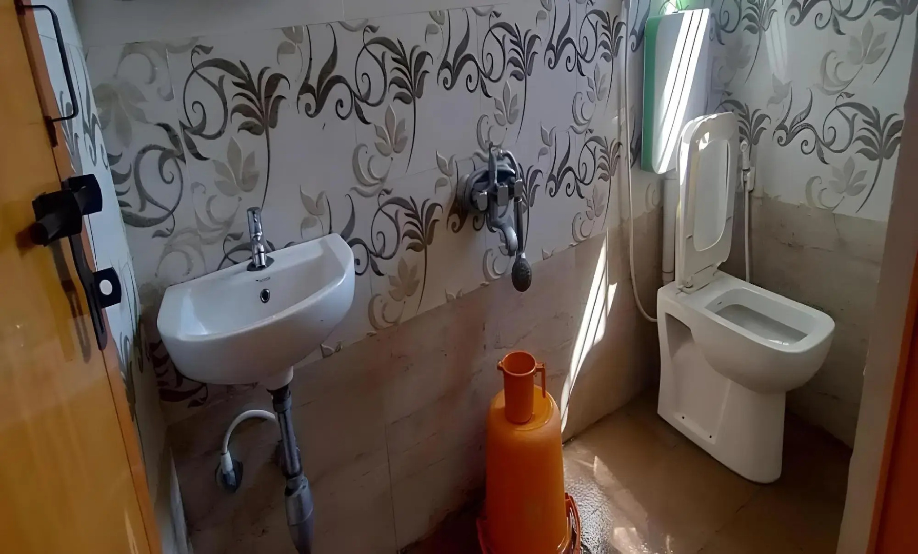 Sri Anjaneya Residency by OYO Rooms