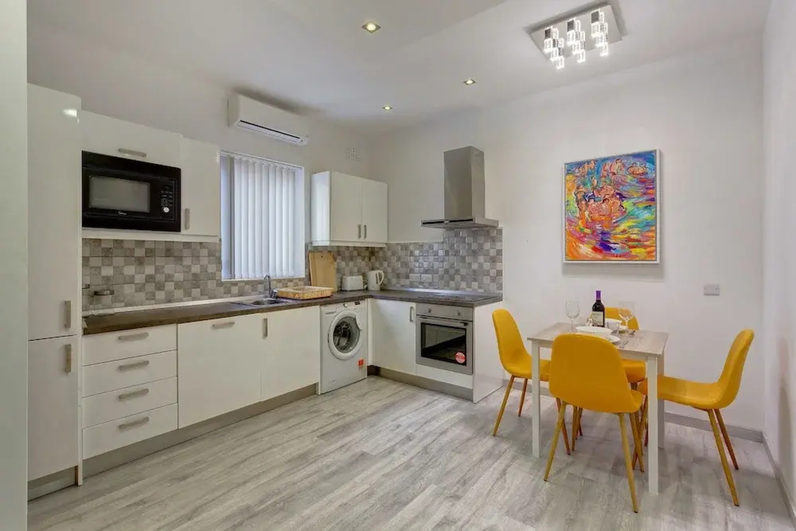 Cozy Apartment in an Amazing Location