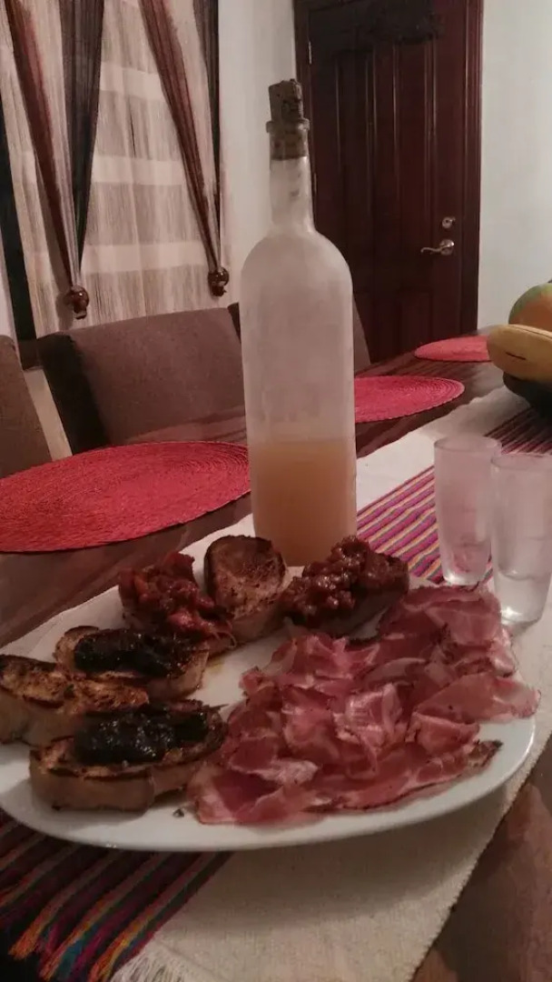 Lia Ajijic - Lakeside B&B