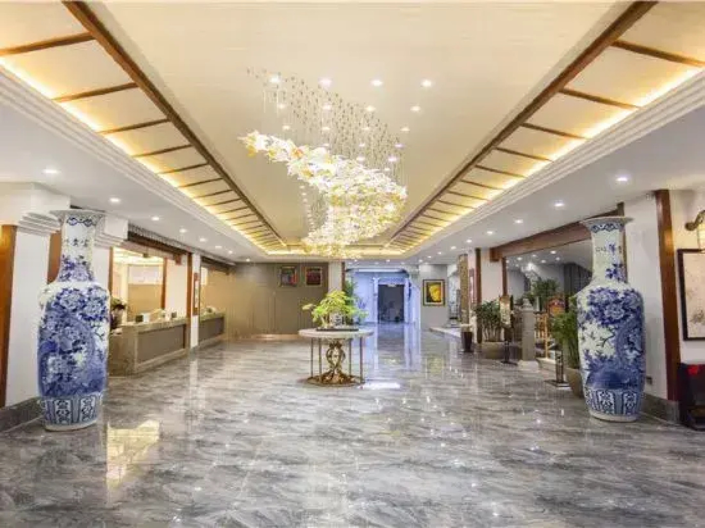 Great Wall Holiday Hotel