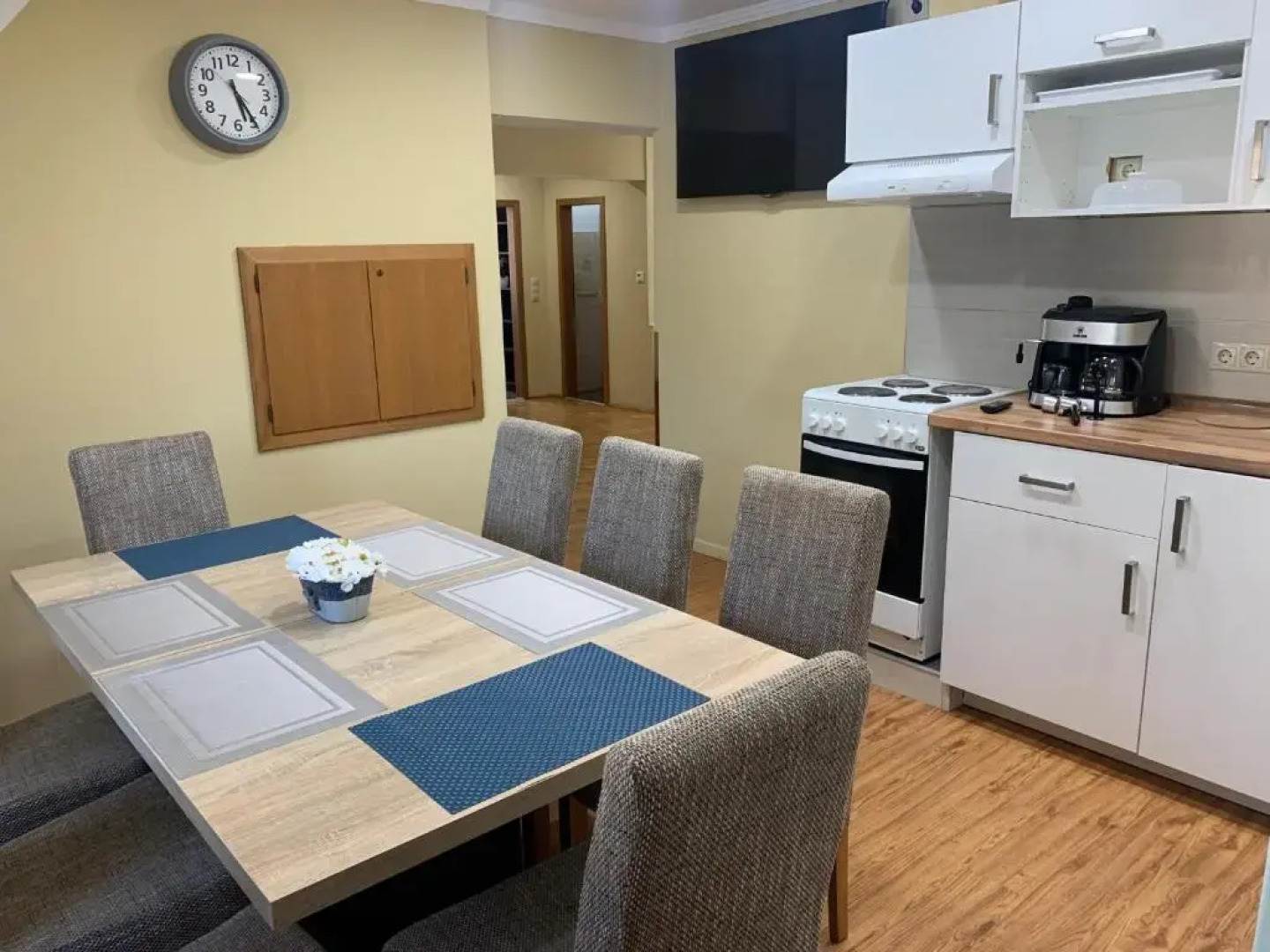 Kirschbaum Apartment