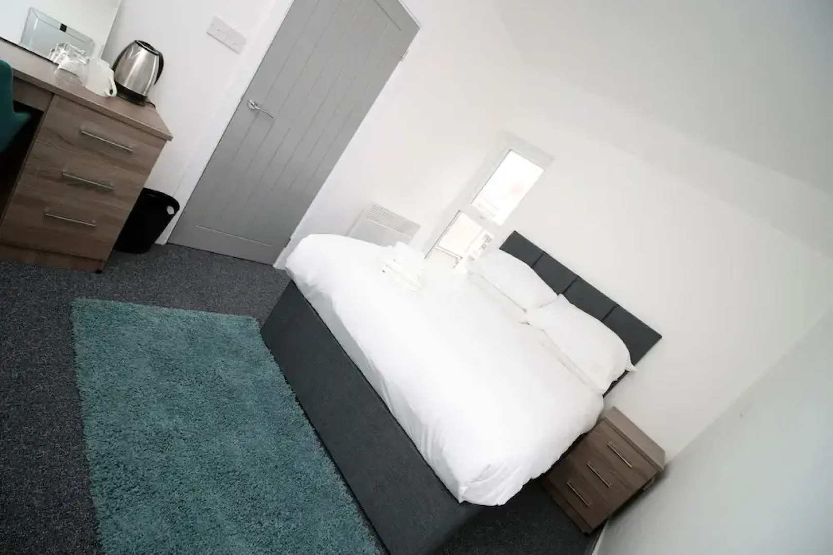 Stay Central - Heritage 24