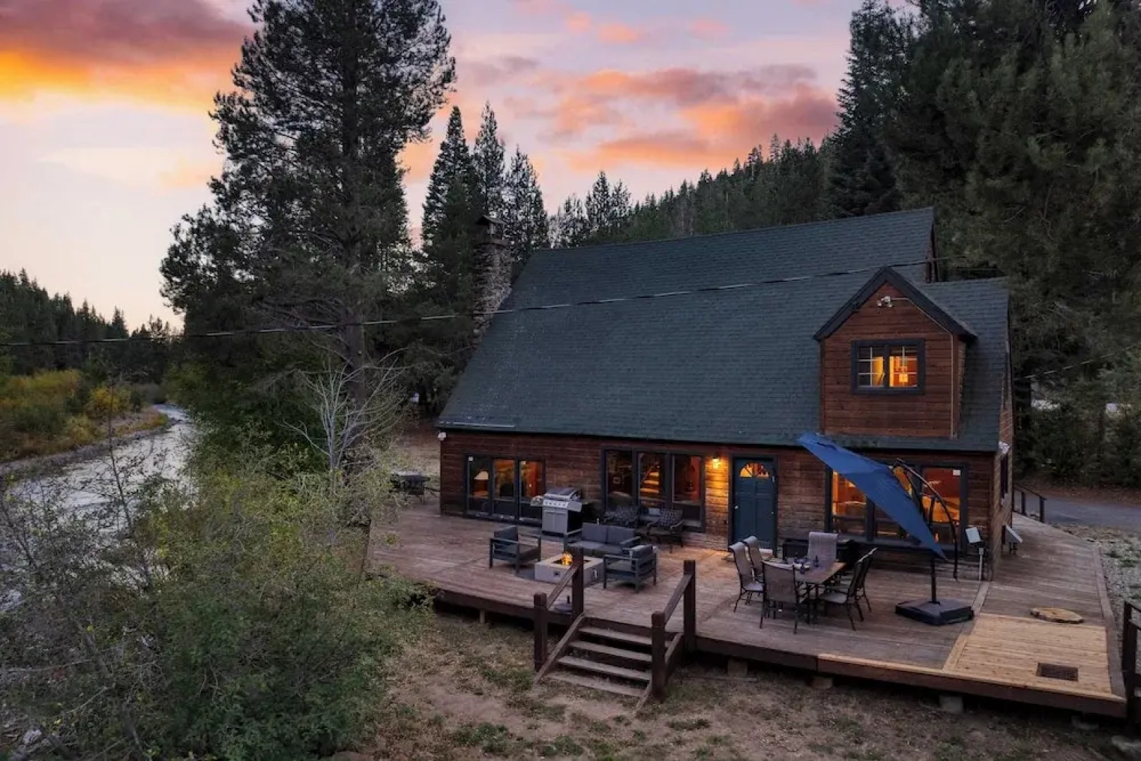 Riversong Lodge by Avantstay Sauna + Hot Tub On The Truckee River