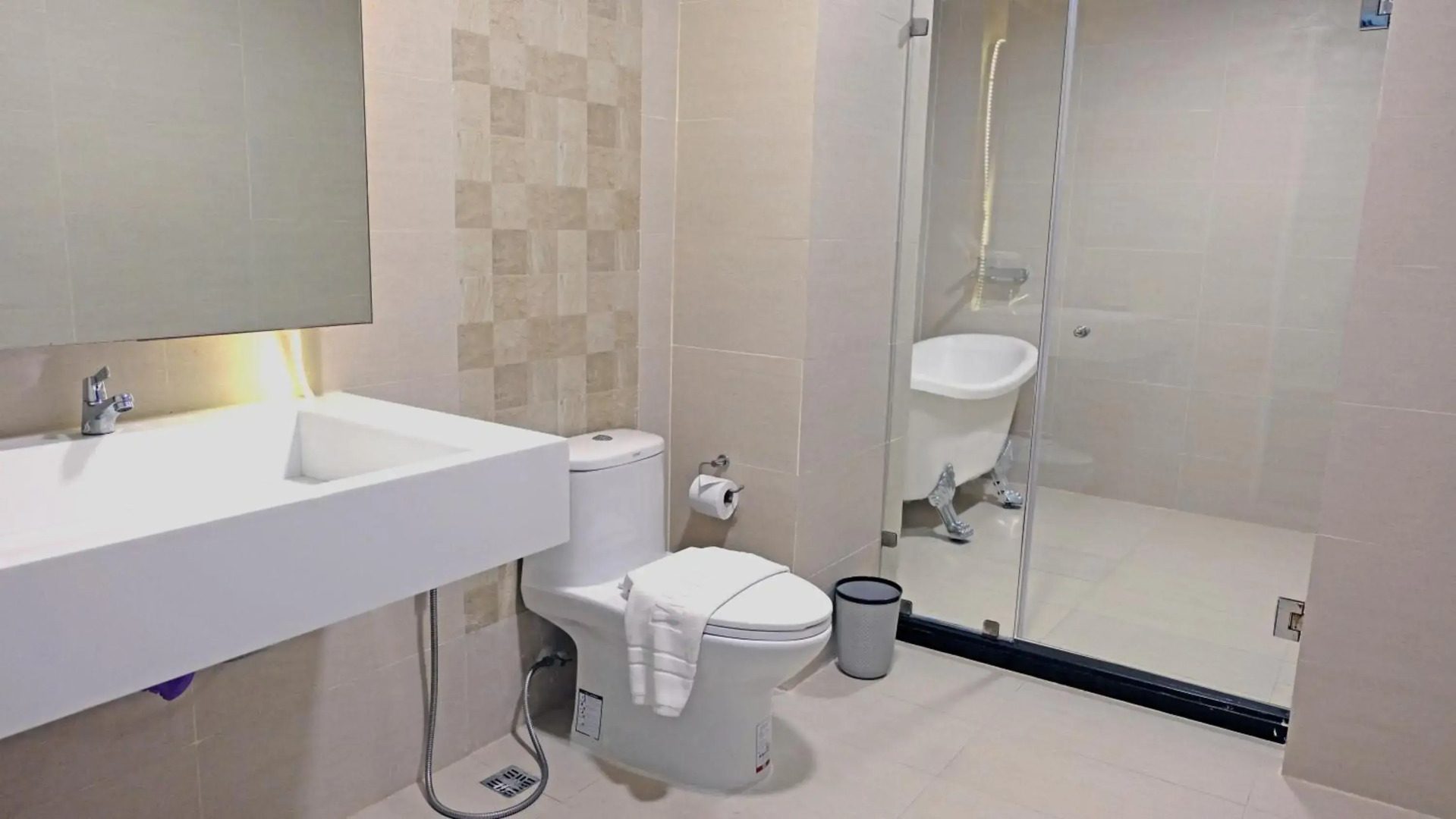 The Cheewin Hotel And Convention