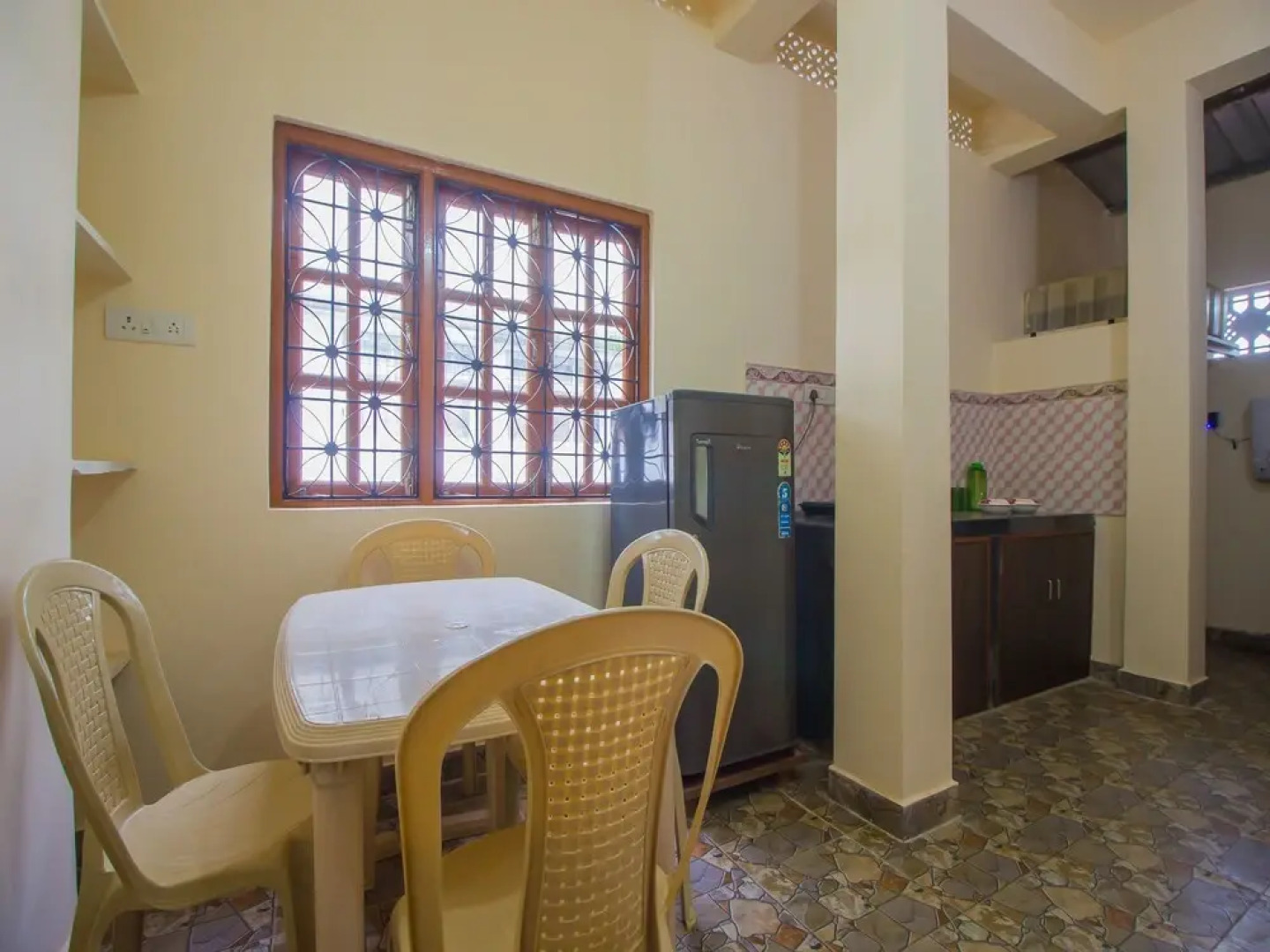 OYO 15804 Home Spacious 2BHK Near Mall De Goa