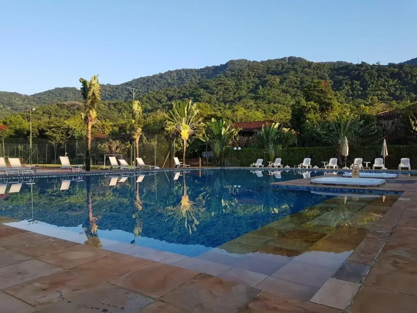 Casa no Condomínio Mata Azul