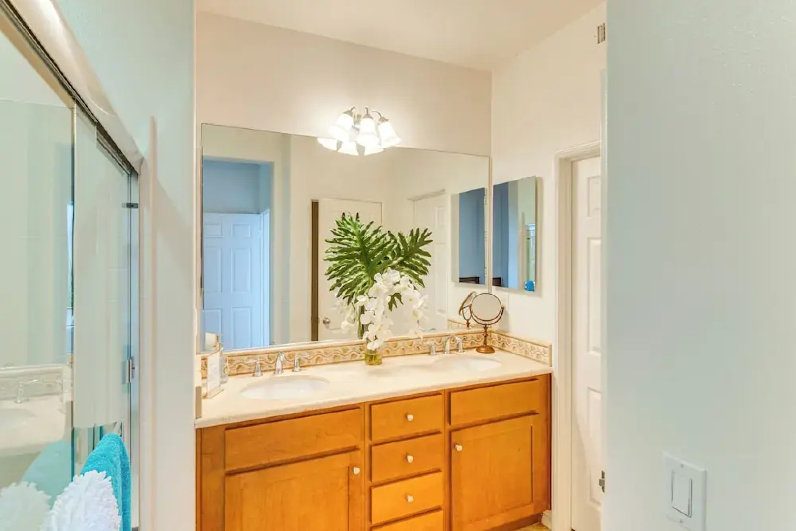 Walk to Beach: Luxe San Buenaventura Villa!