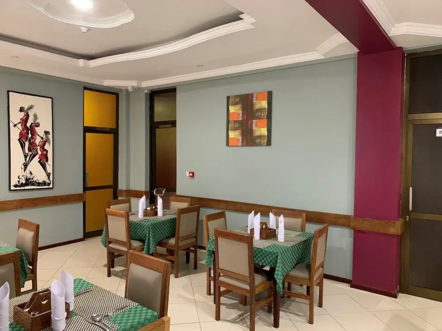 The Grand Villa Hotel
