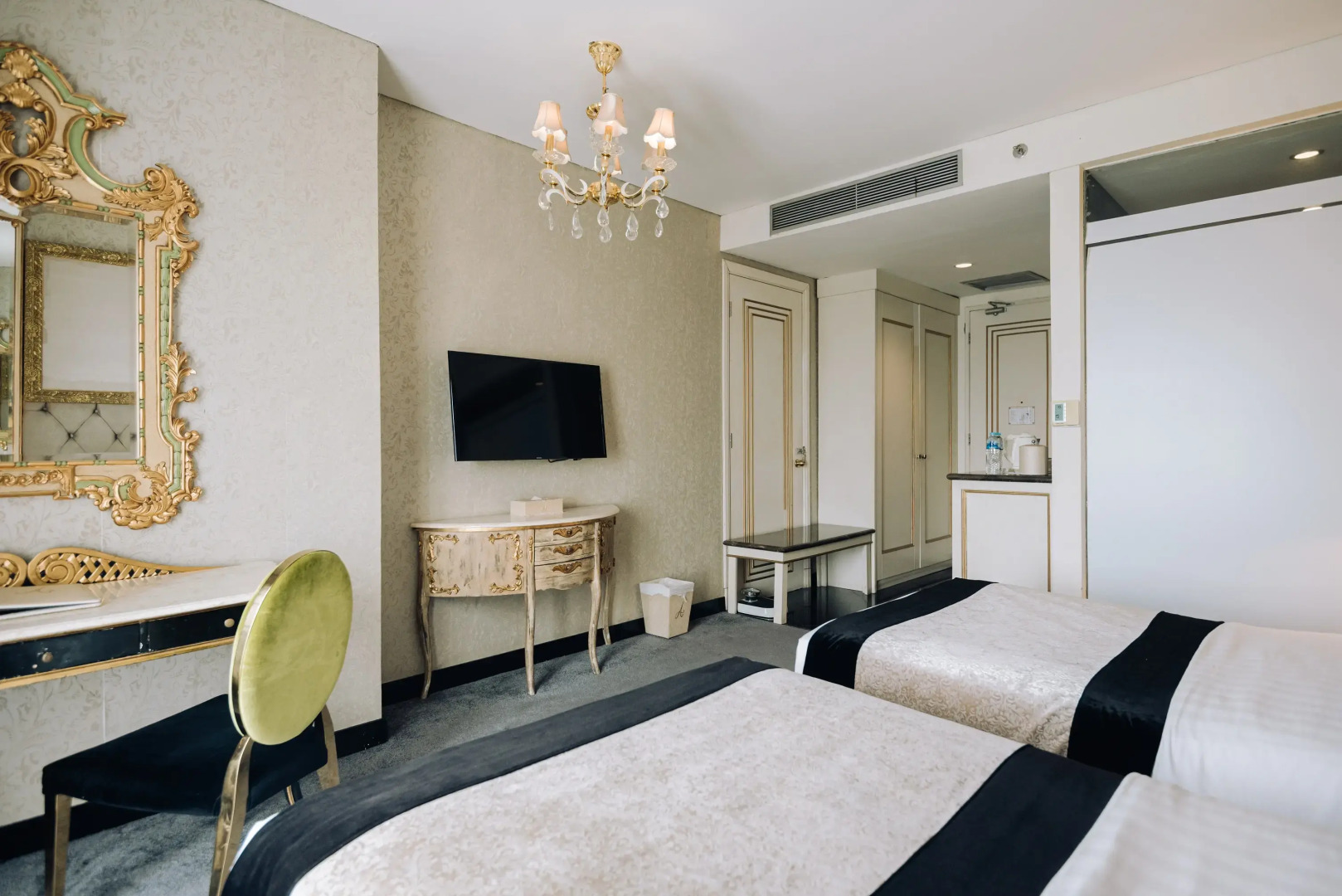 Amaroossa Royal Bogor