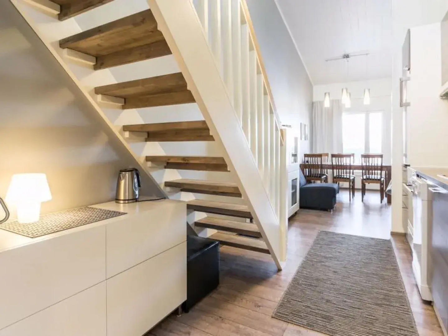 Skivillas 61 ukkohalla (b8)