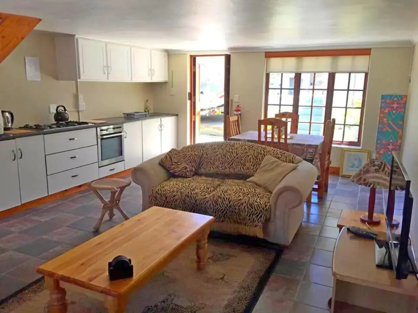 8 on Main (Adults Only)